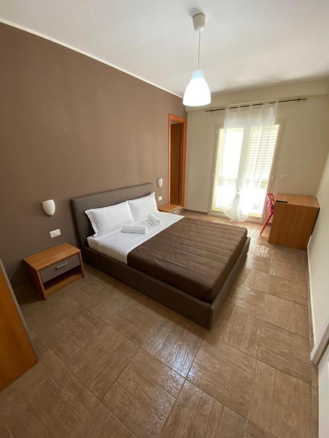 Nick & Santo'S Holiday Homes B&B Джардіні-Наксос Екстер'єр фото