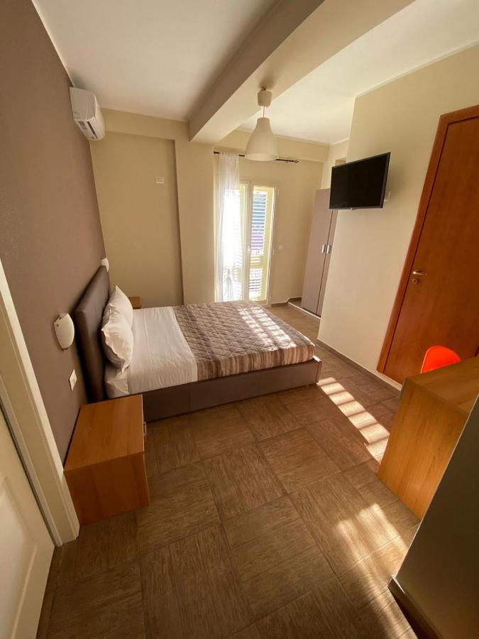 Nick & Santo'S Holiday Homes B&B Джардіні-Наксос Екстер'єр фото